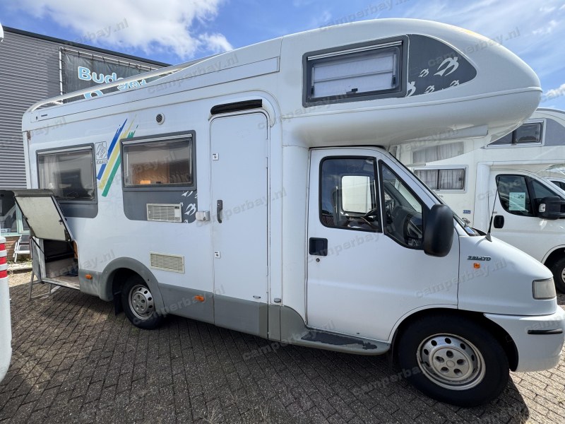 Knaus Traveller 6 pers stapelbed