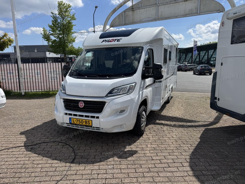 Pilote Essentiel P 700 enkele bedden & cruise